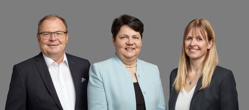 Teamfoto_2022.jpg